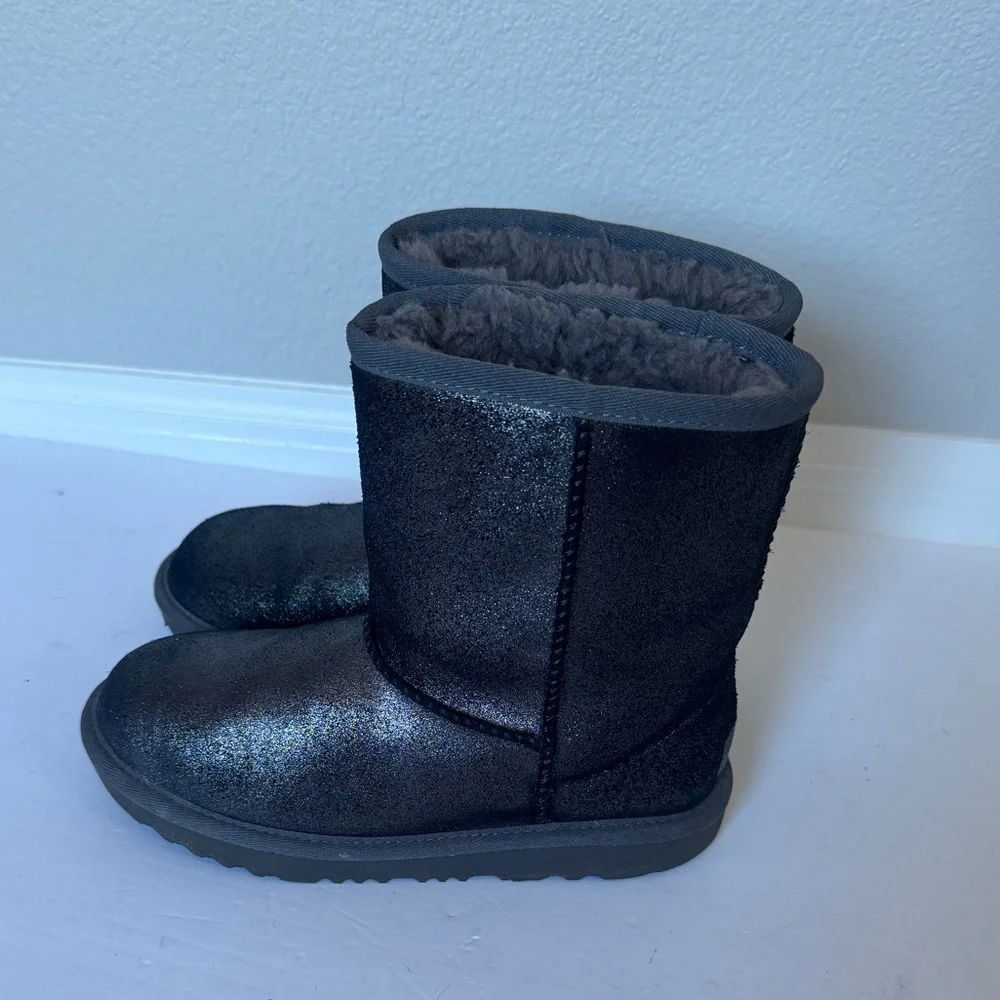Toddler UGG Boots - Girls shoes
